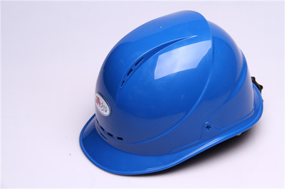 电缆线路敷设，安全帽不可少——劳来斯安全防护装备为您保驾护航